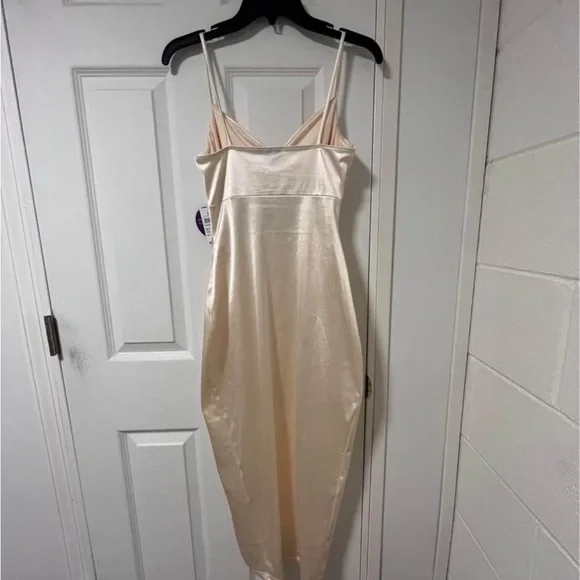 Satin Windsor Champagne Dress Windsor Dresses Windsor Satin Champagne Dress  Poshmark